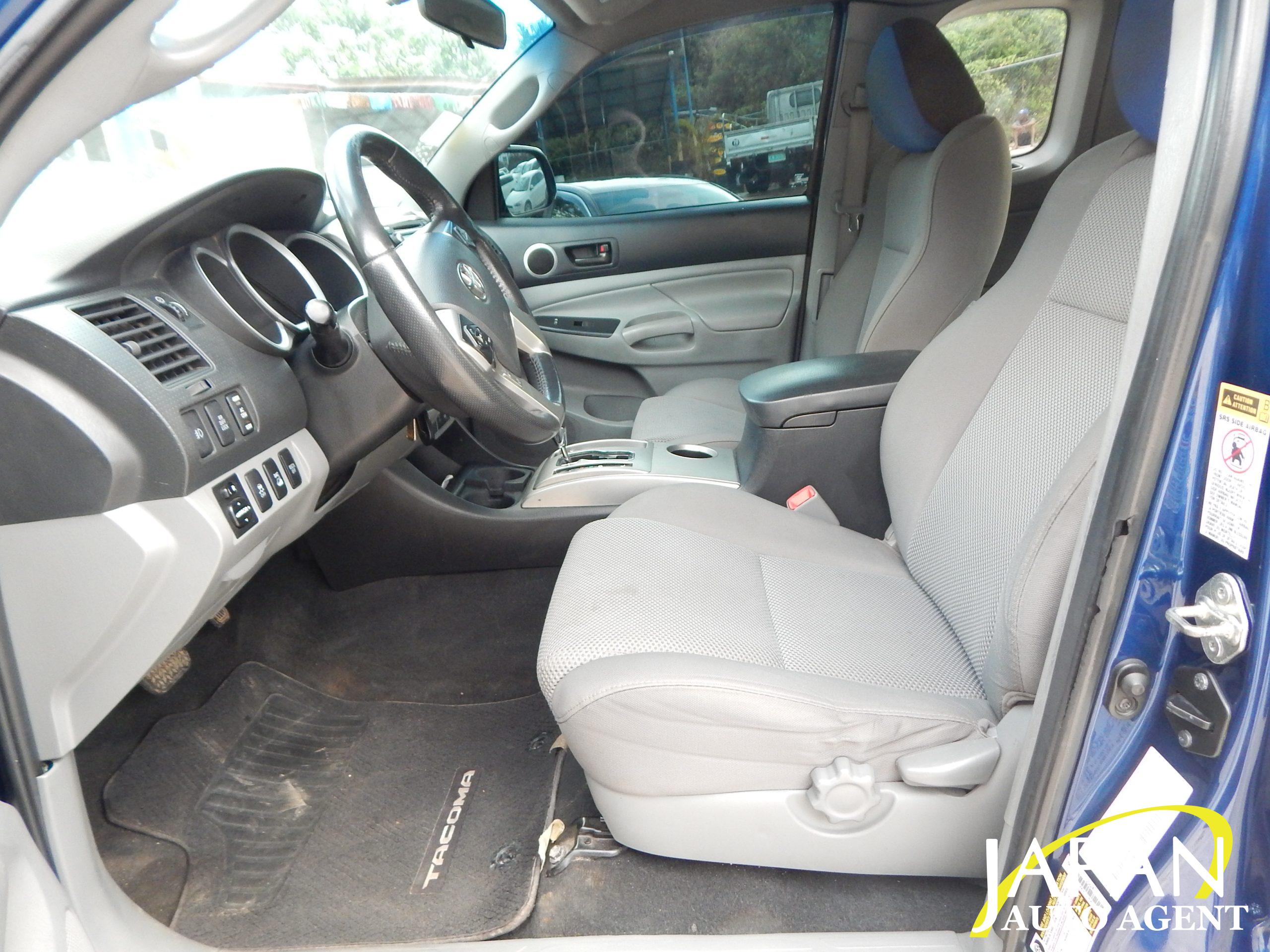 2015 TOYOTA TACOMA SR5