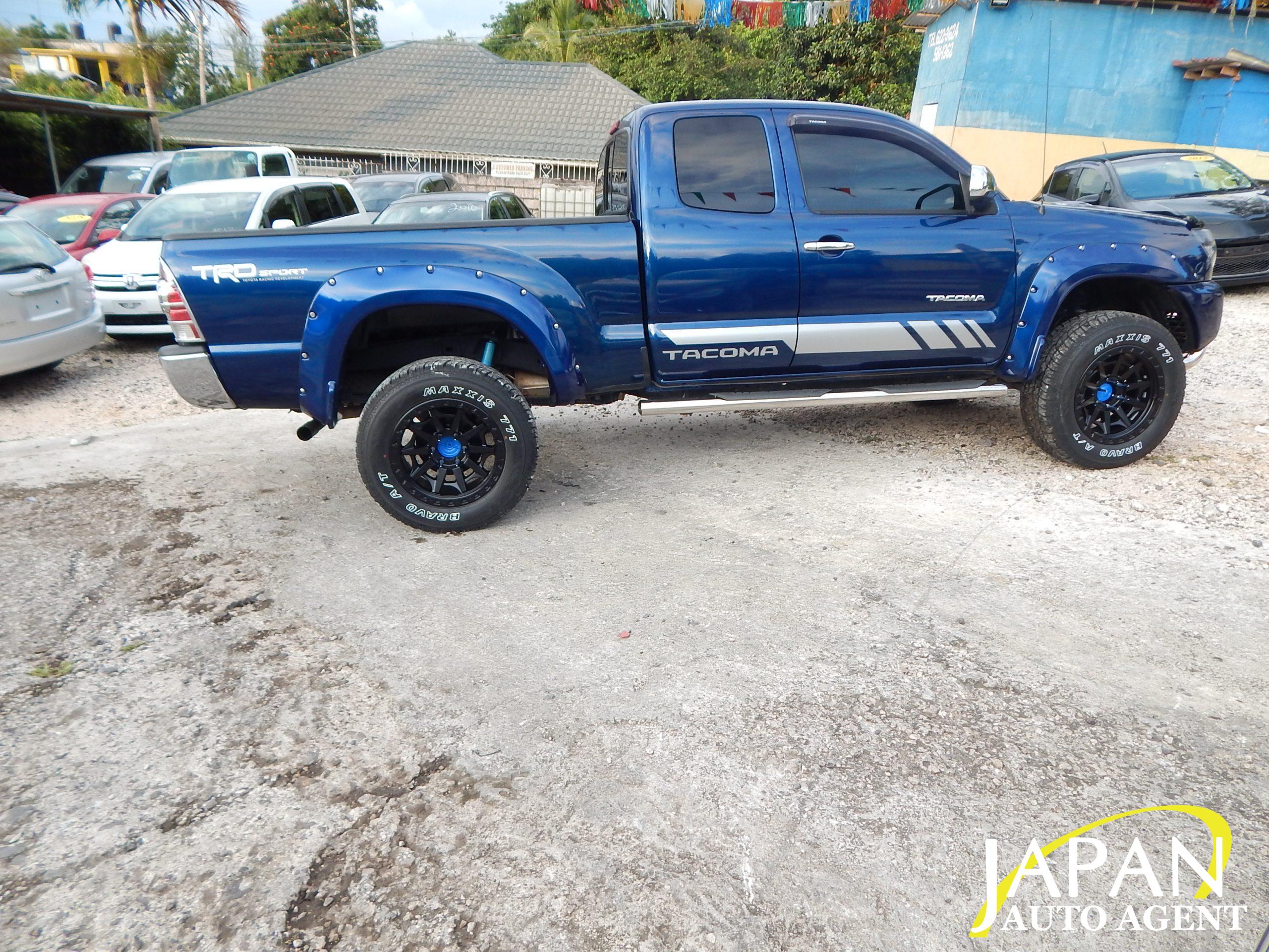 2015 TOYOTA TACOMA SR5