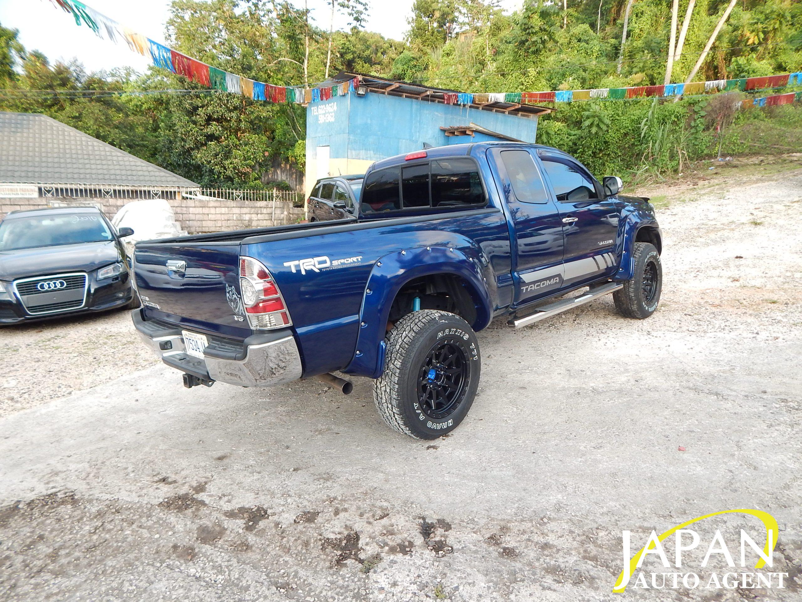 2015 TOYOTA TACOMA SR5