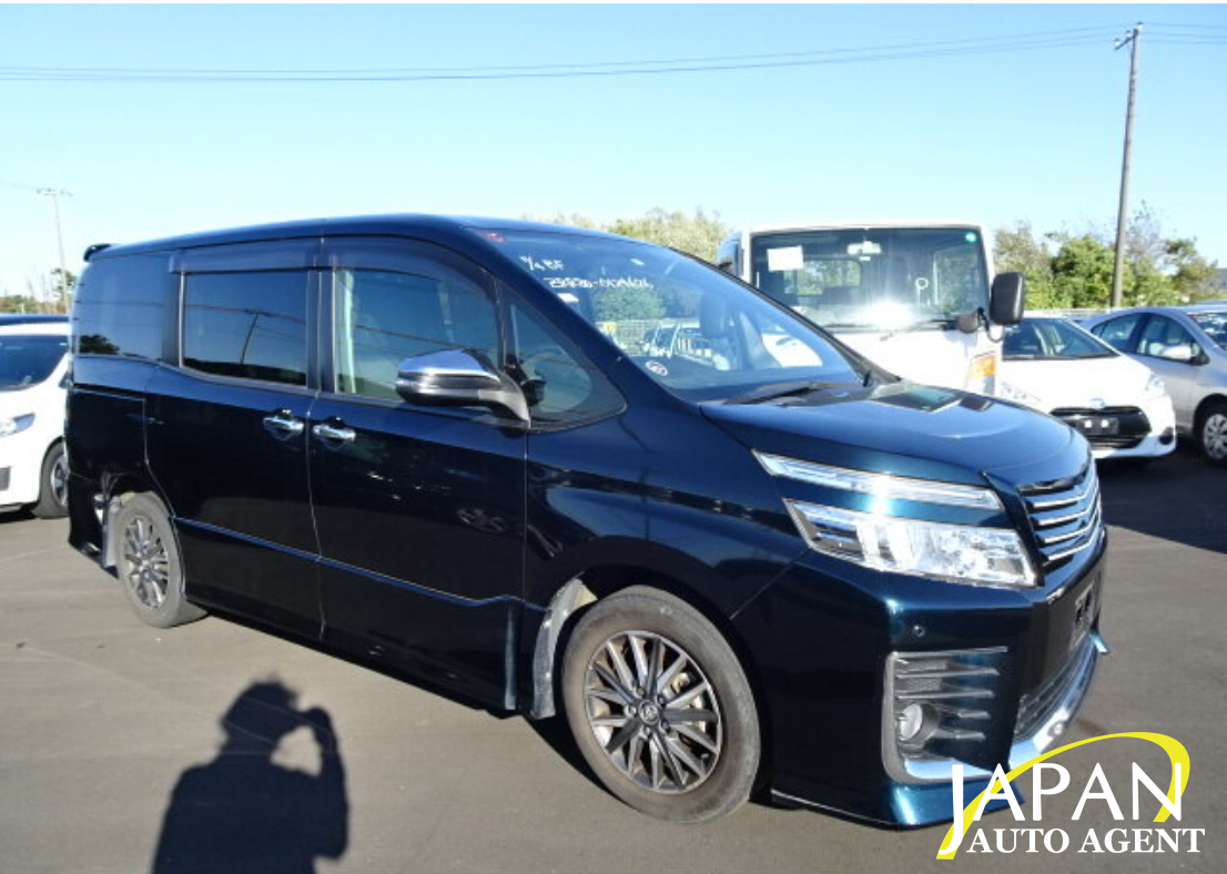 2015 TOYOTA VOXY