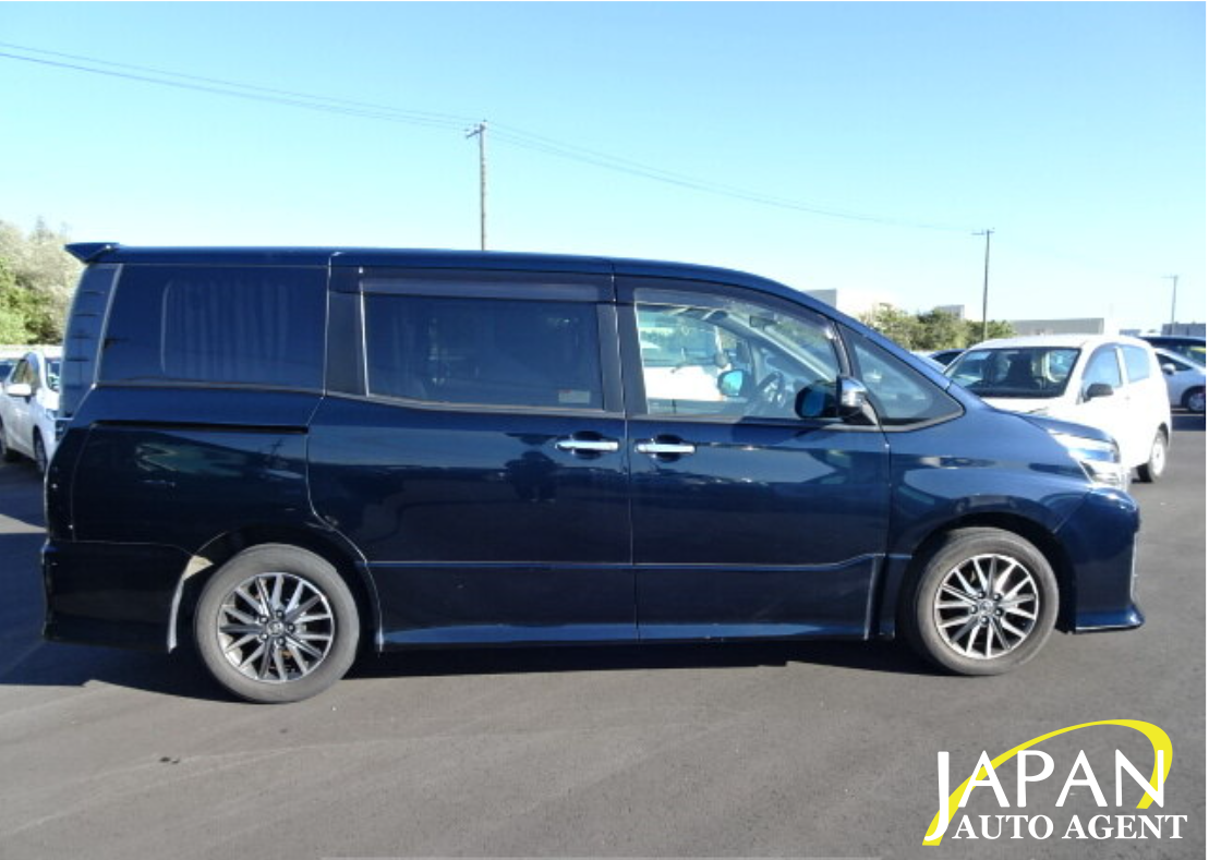 2015 TOYOTA VOXY