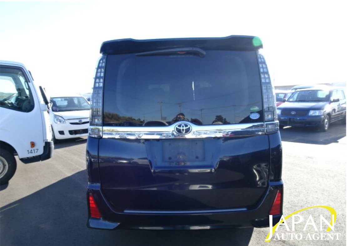 2015 TOYOTA VOXY