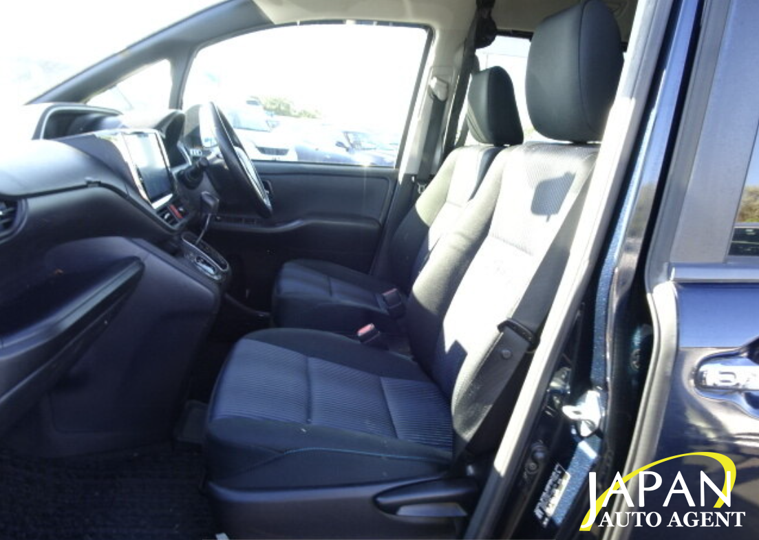 2015 TOYOTA VOXY