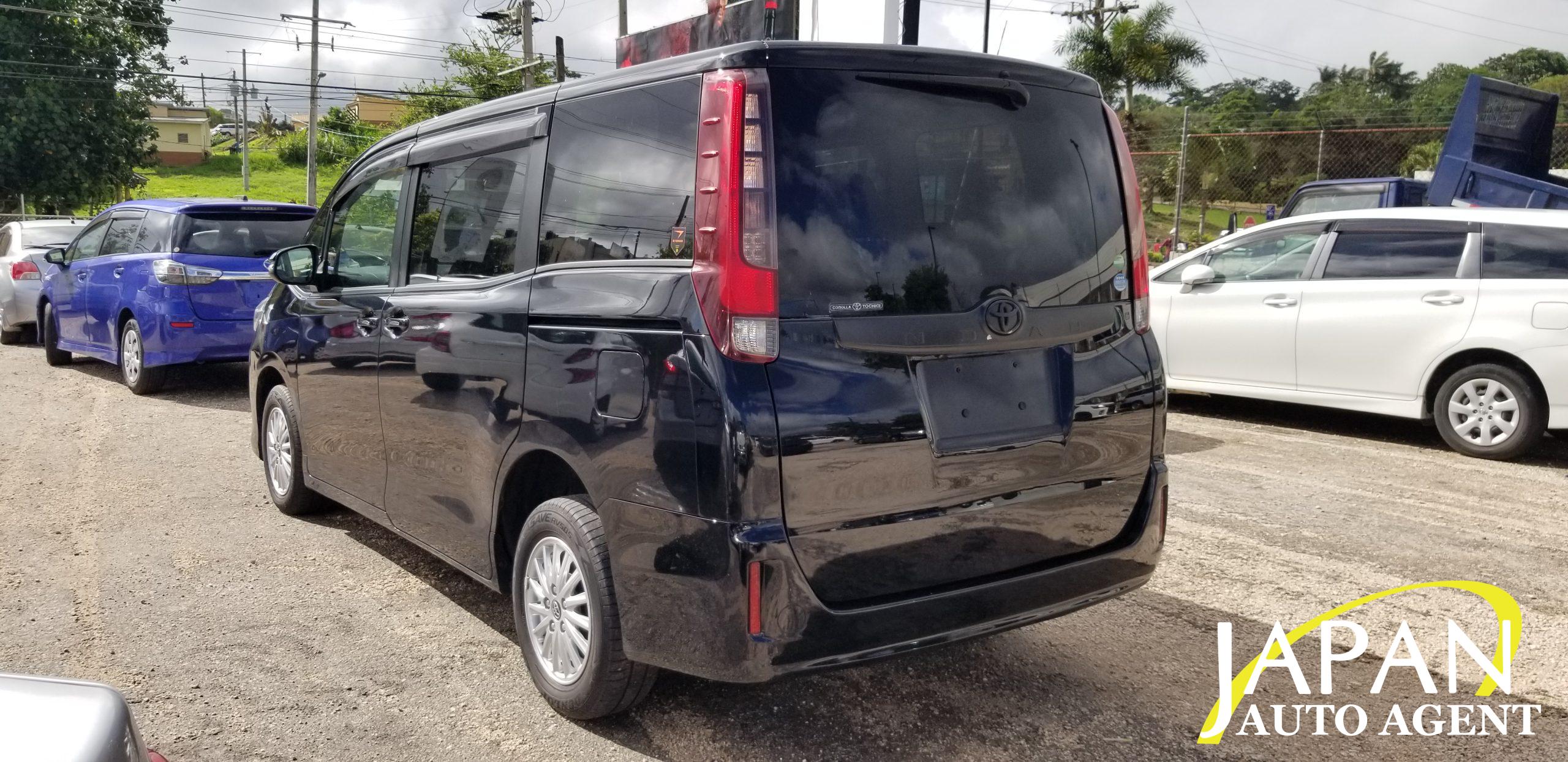 2014 TOYOTA NOAH