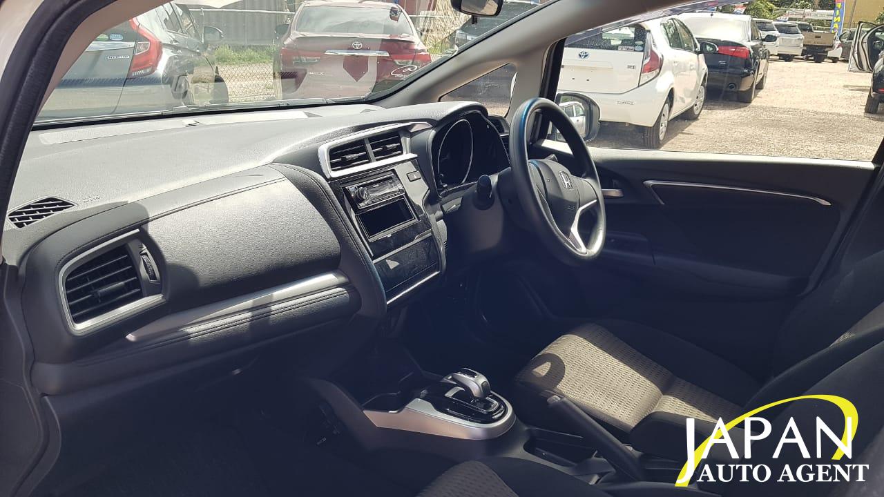 2017 HONDA FIT HYBRID F