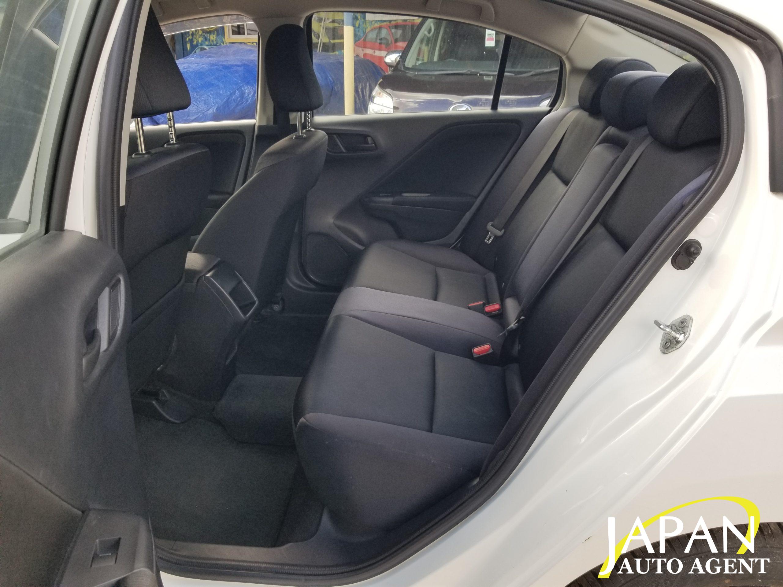 2016 HONDA GRACE