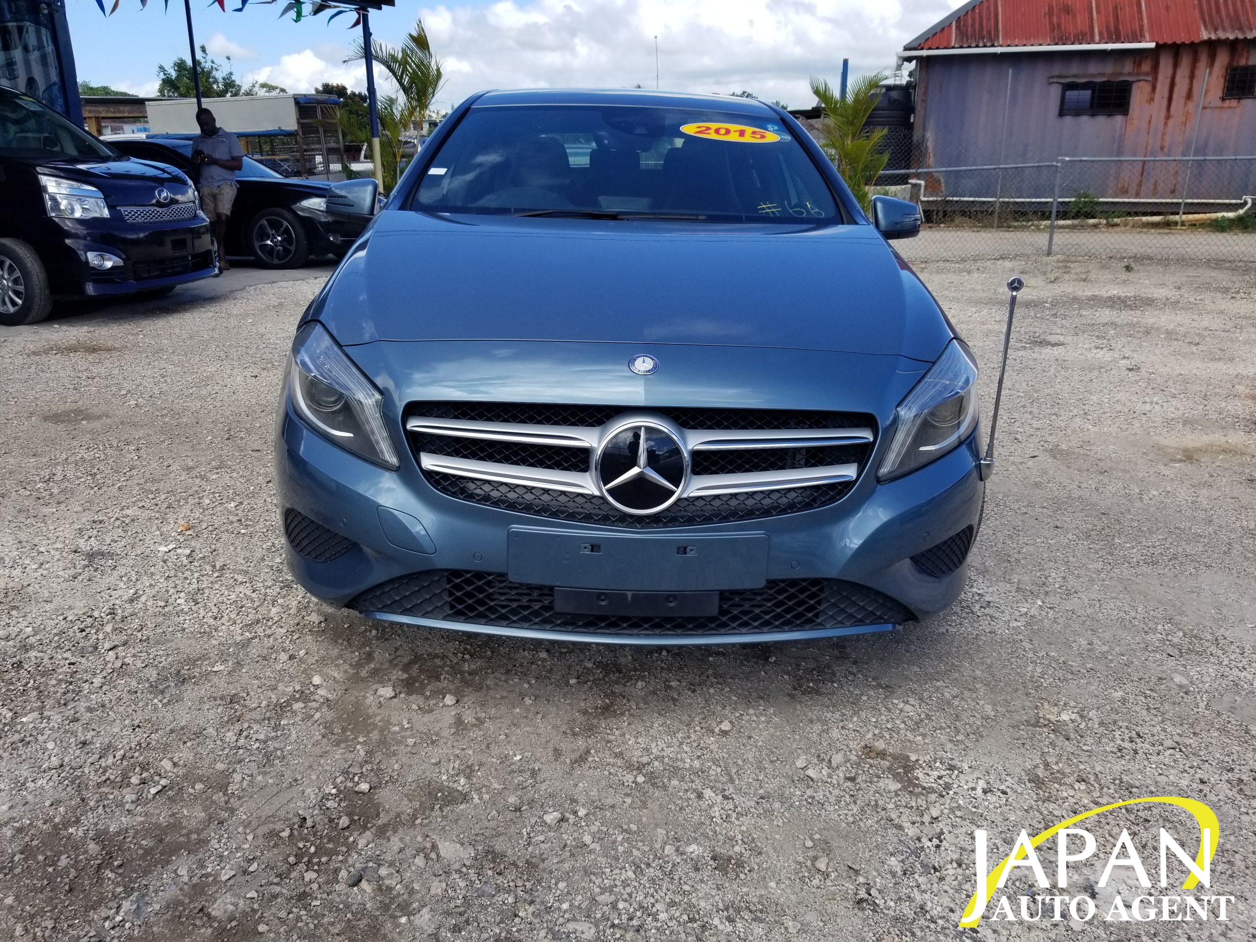 2015 MERCEDES-BENZ A-CLASS A180