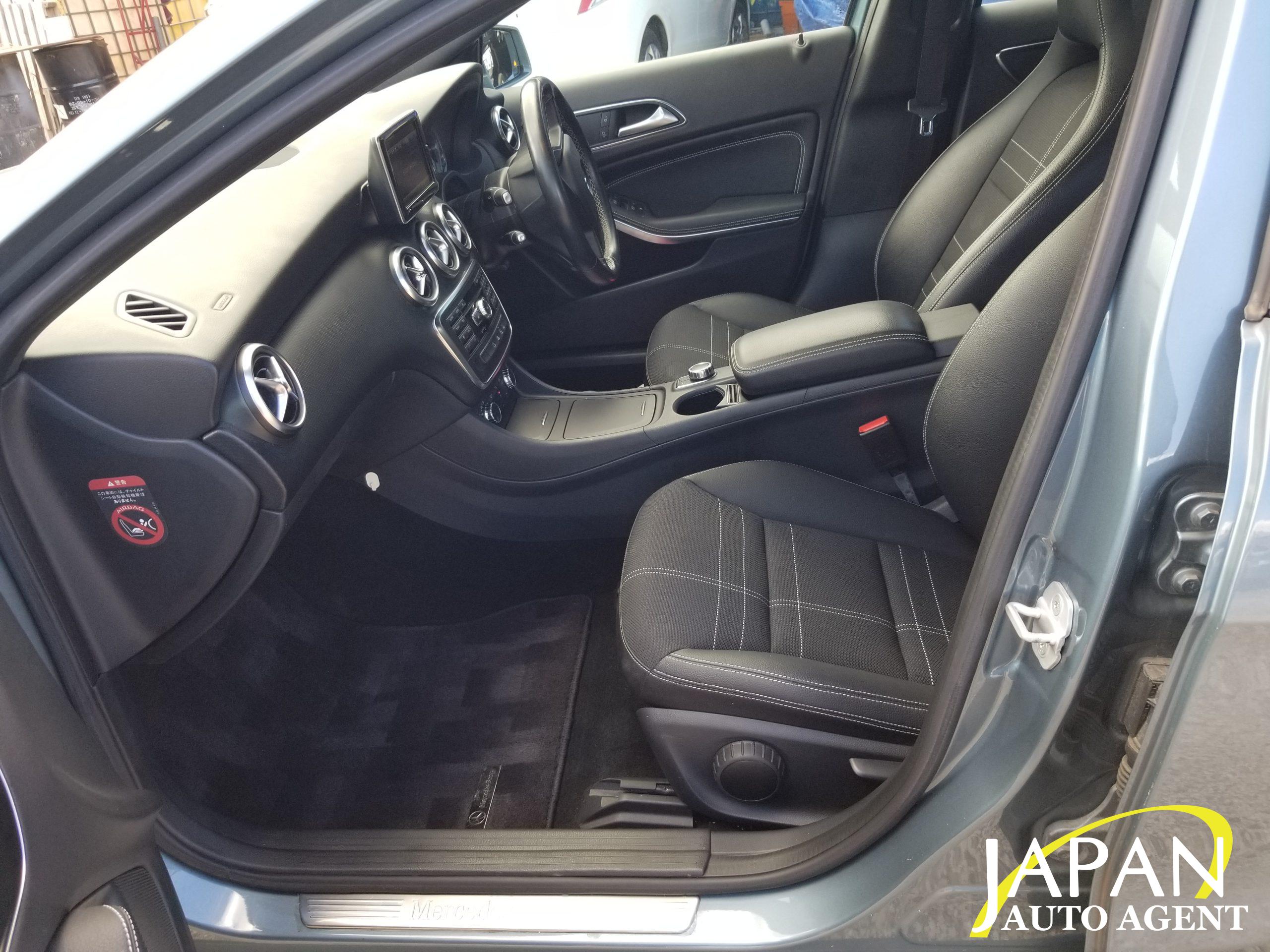 2015 MERCEDES-BENZ A-CLASS A180