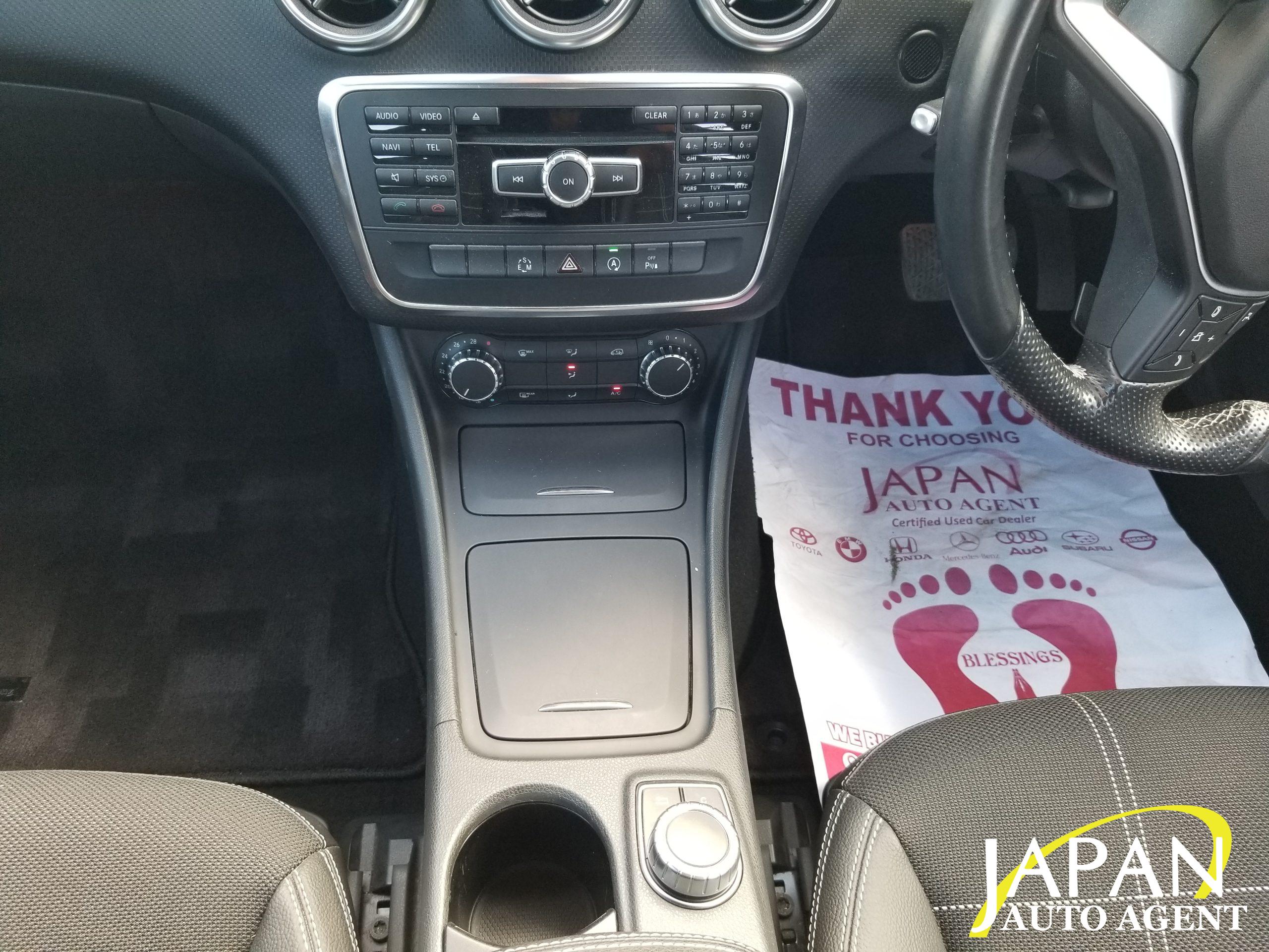 2015 MERCEDES-BENZ A-CLASS A180