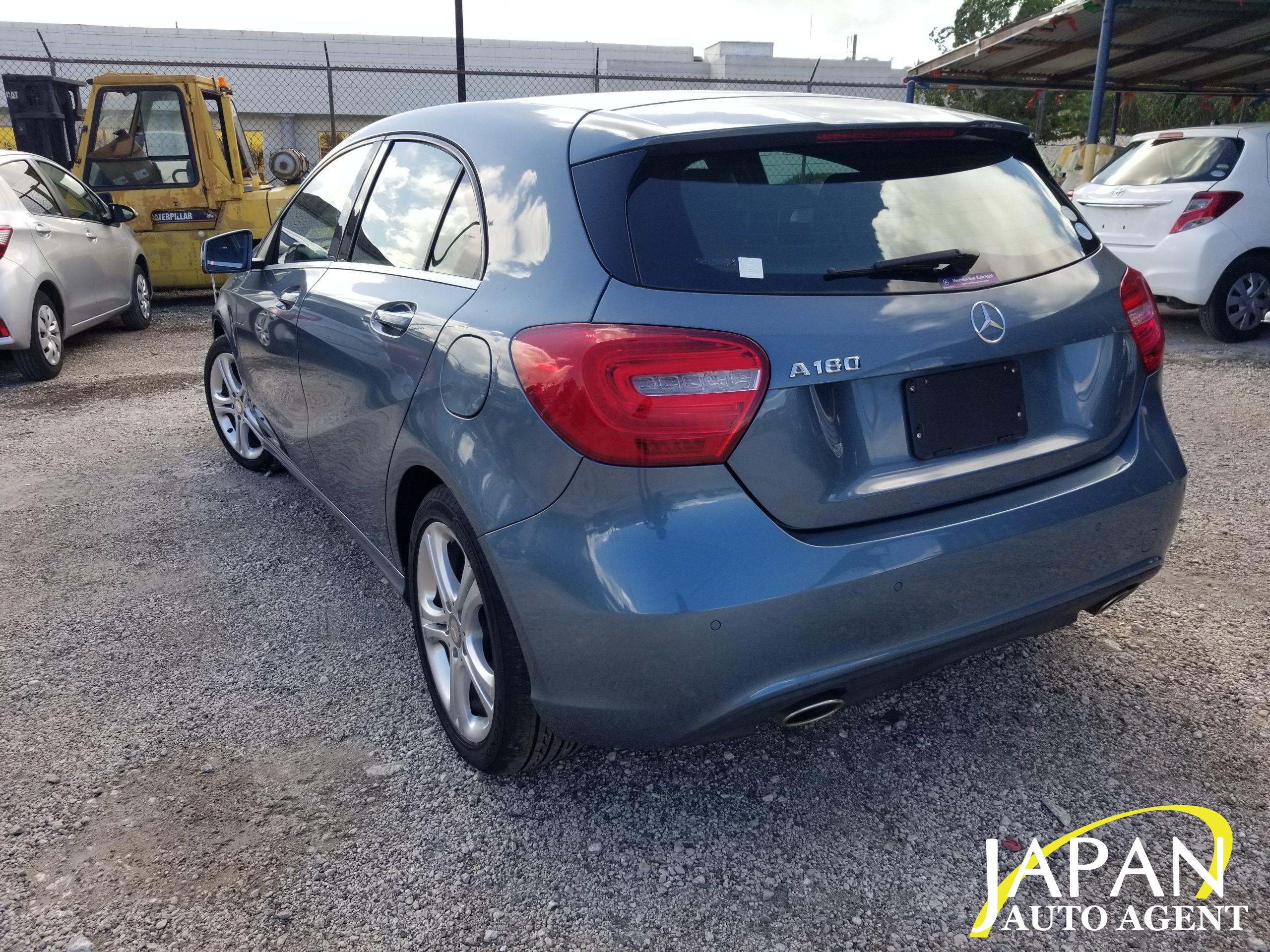 2015 MERCEDES-BENZ A-CLASS A180