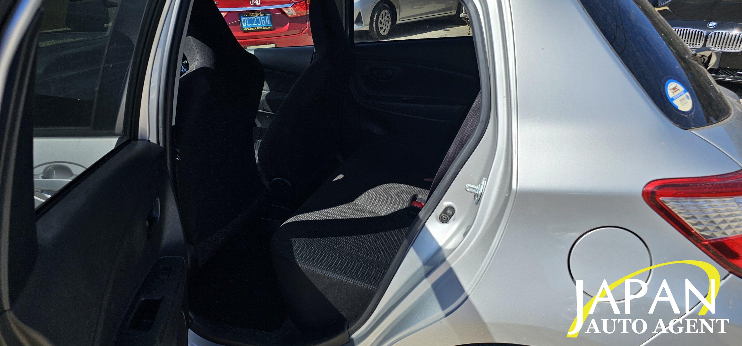 2018 TOYOTA VITZ