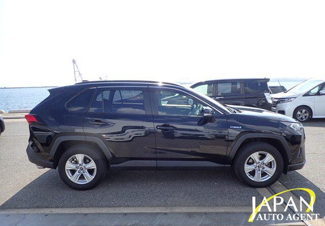 2019 TOYOTA RAV4 HYBRID