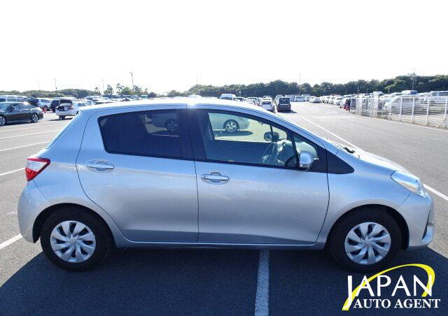 2018 TOYOTA VITZ