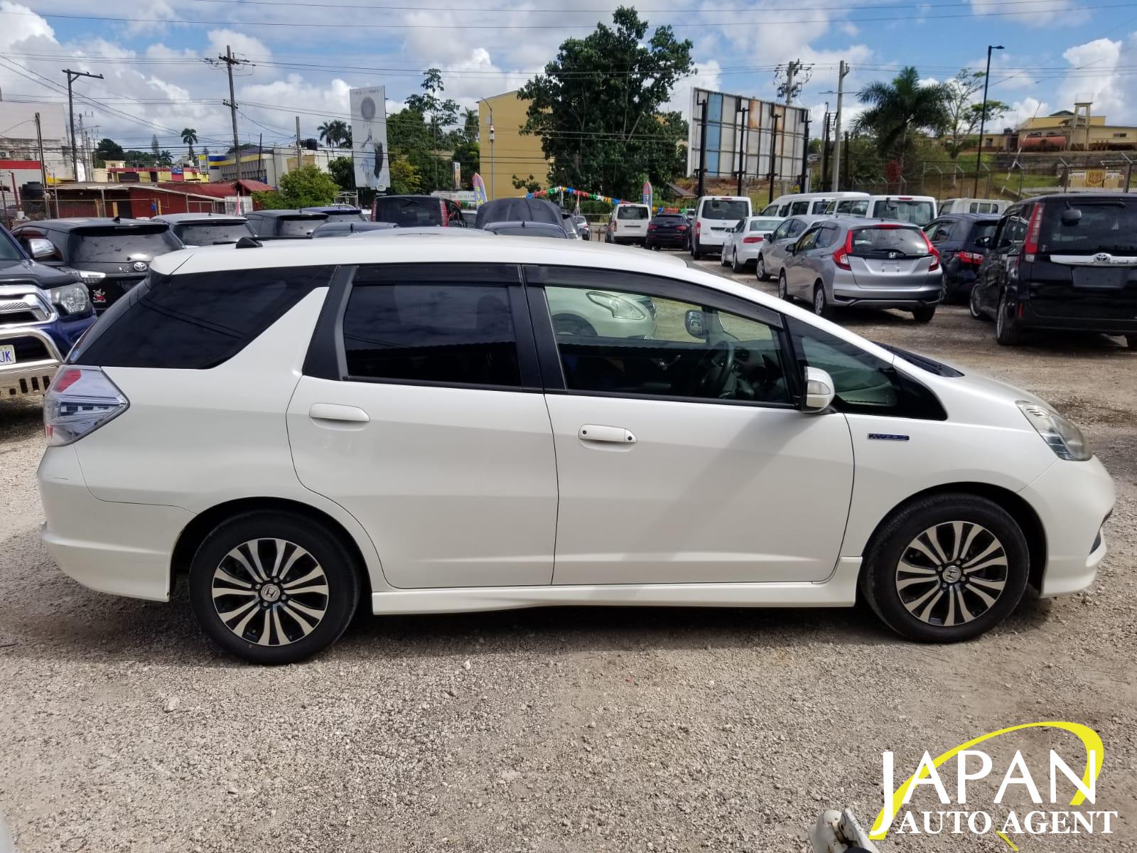 2015 HONDA FIT SHUTTLE HYBRID LIMITED