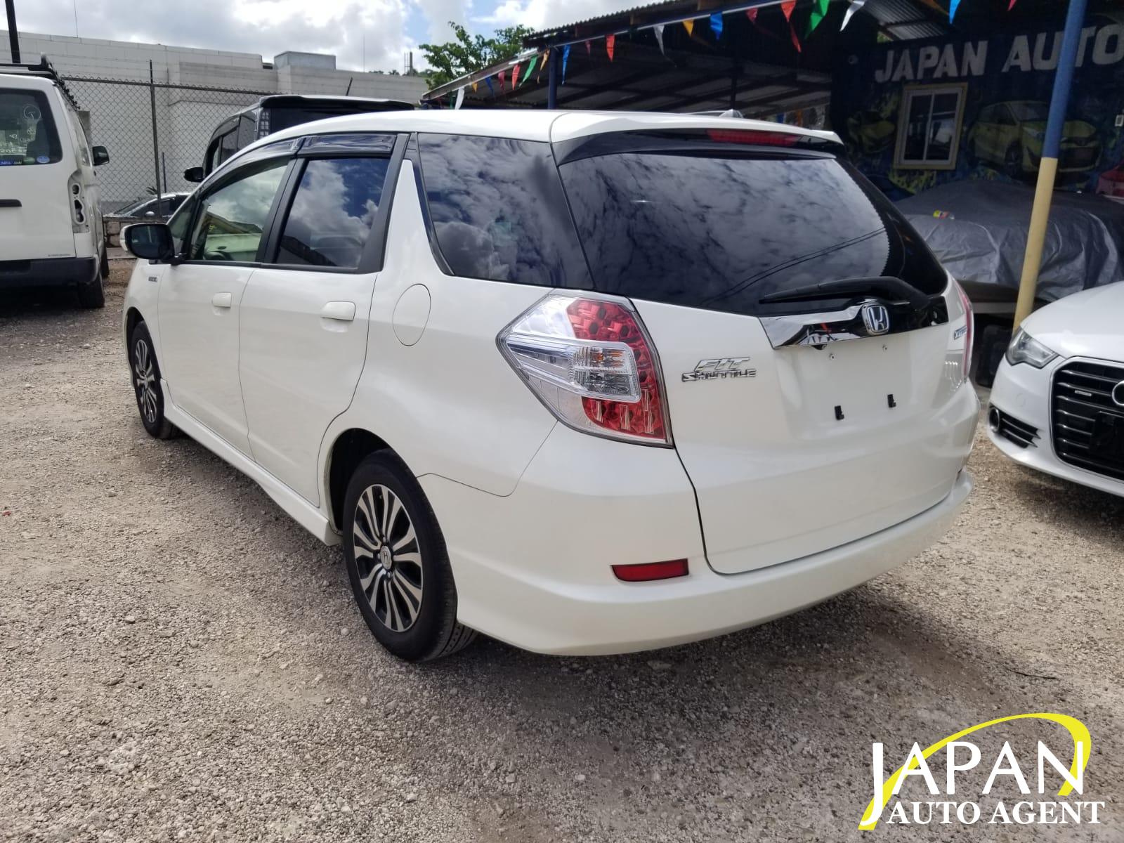 2015 HONDA FIT SHUTTLE HYBRID LIMITED