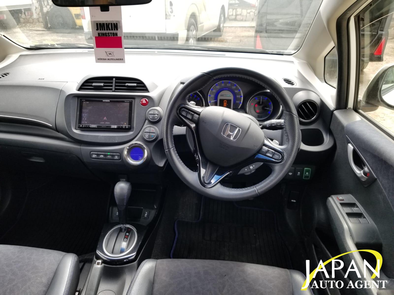 2015 HONDA FIT SHUTTLE HYBRID LIMITED