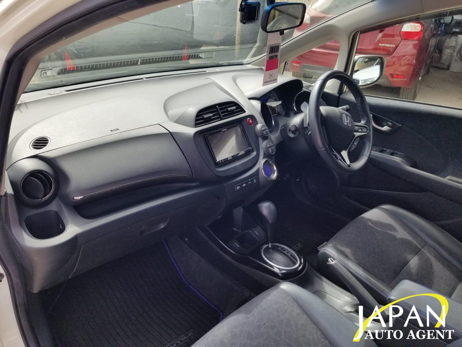 2015 HONDA FIT SHUTTLE HYBRID LIMITED