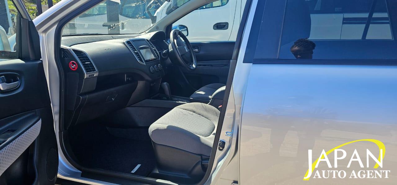 2018 NISSAN WINGROAD