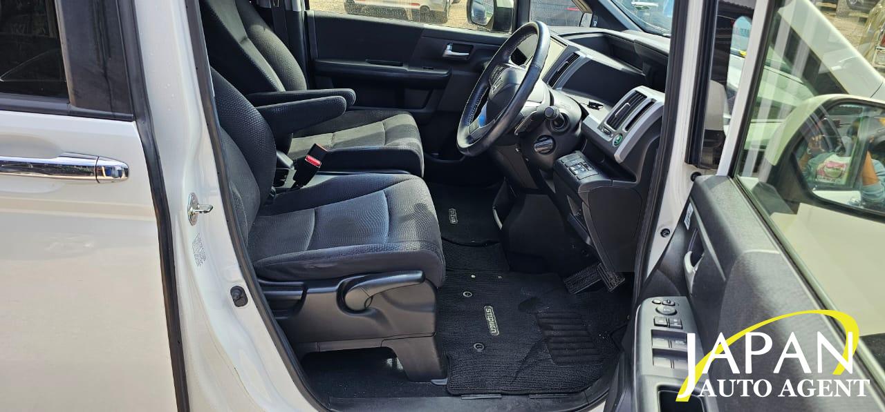 2014 HONDA STEPWAGON SPADA