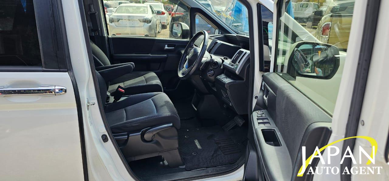 2014 HONDA STEPWAGON SPADA