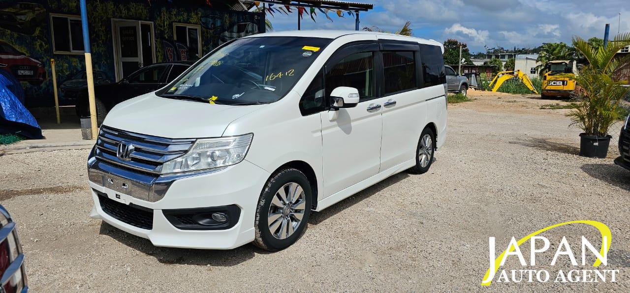 2014 HONDA STEPWAGON SPADA