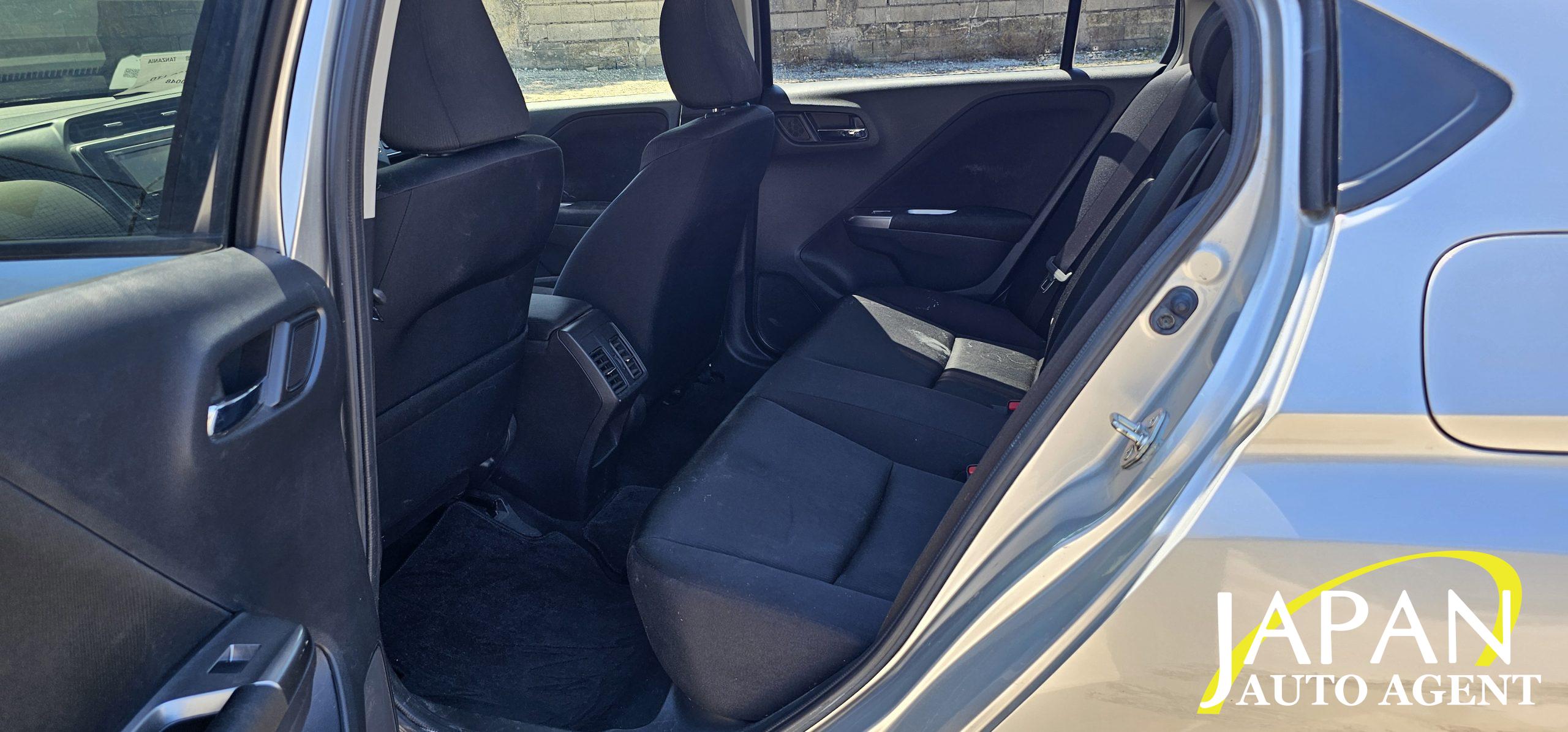 2015 HONDA GRACE LX