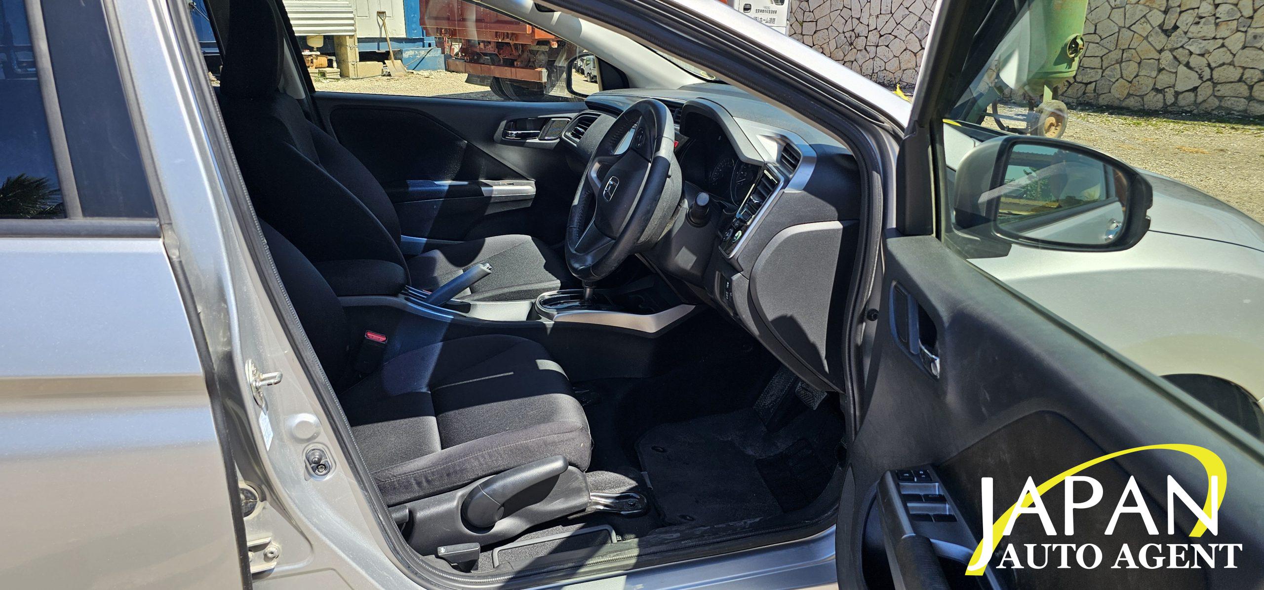 2015 HONDA GRACE LX