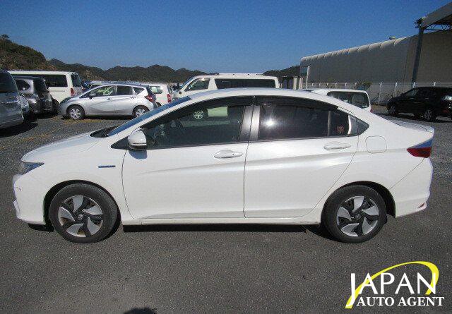 2016 HONDA GRACE HYBRID