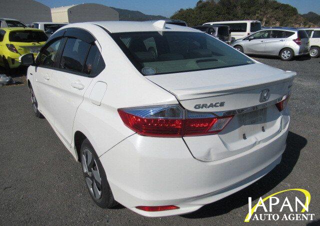 2016 HONDA GRACE HYBRID