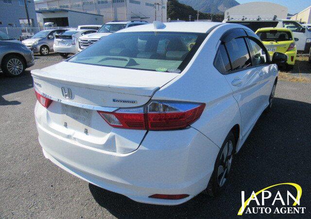 2016 HONDA GRACE HYBRID