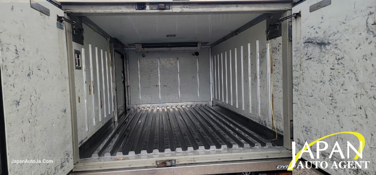 2014 TOYOTA DYNA TRUCK