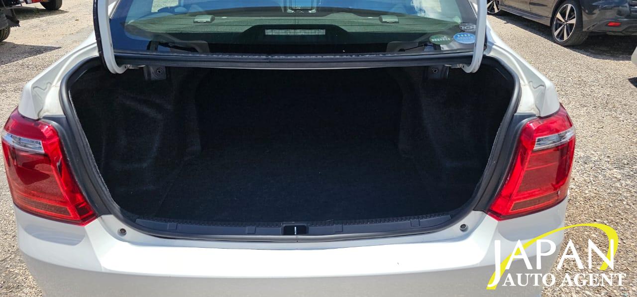 2018 TOYOTA COROLLA AXIO