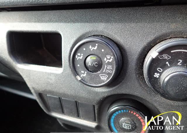 2016 TOYOTA HIACE VAN LONG DX
