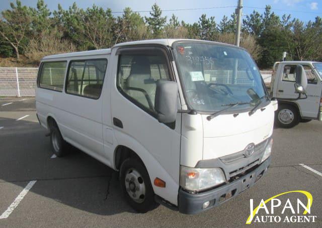 2015 TOYOTA DYNA ROUTE VAN