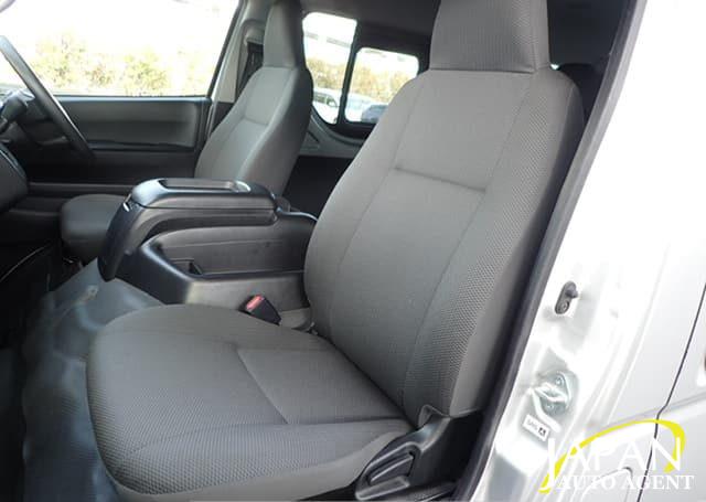 2020 TOYOTA HIACE COMMUTER
