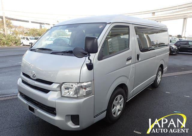 2020 TOYOTA HIACE COMMUTER