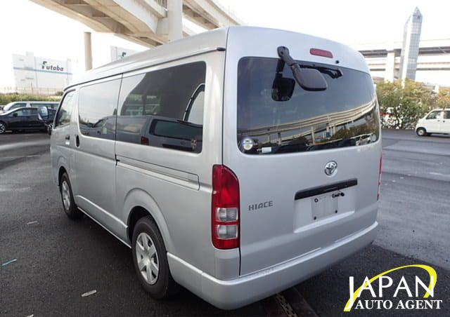 2020 TOYOTA HIACE COMMUTER