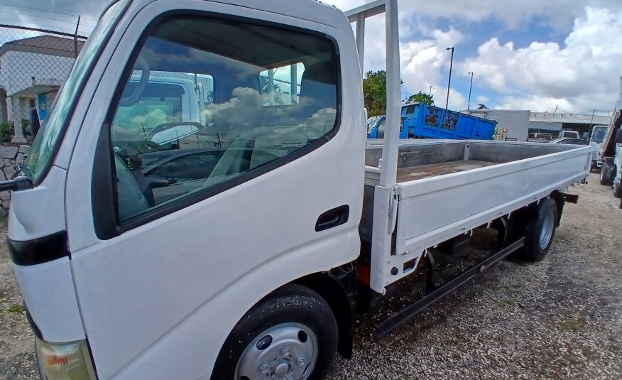 2008 Hino Dutro