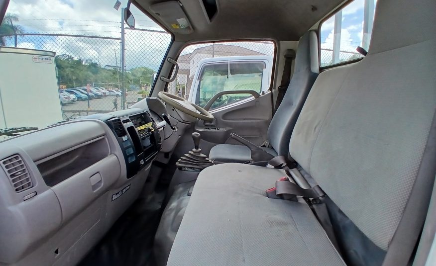 2008 Hino Dutro