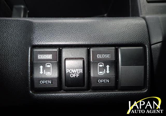2015 MAZDA PREMACY 20S SKYACTIV CRUISING PACKAGE