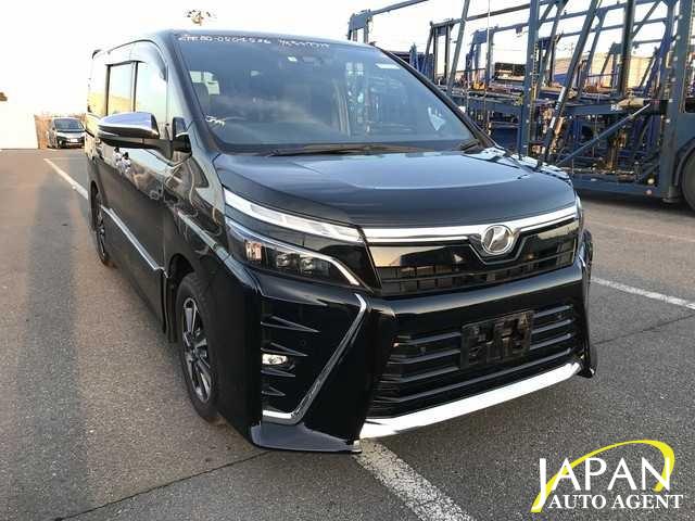 2019 TOYOTA VOXY ZS