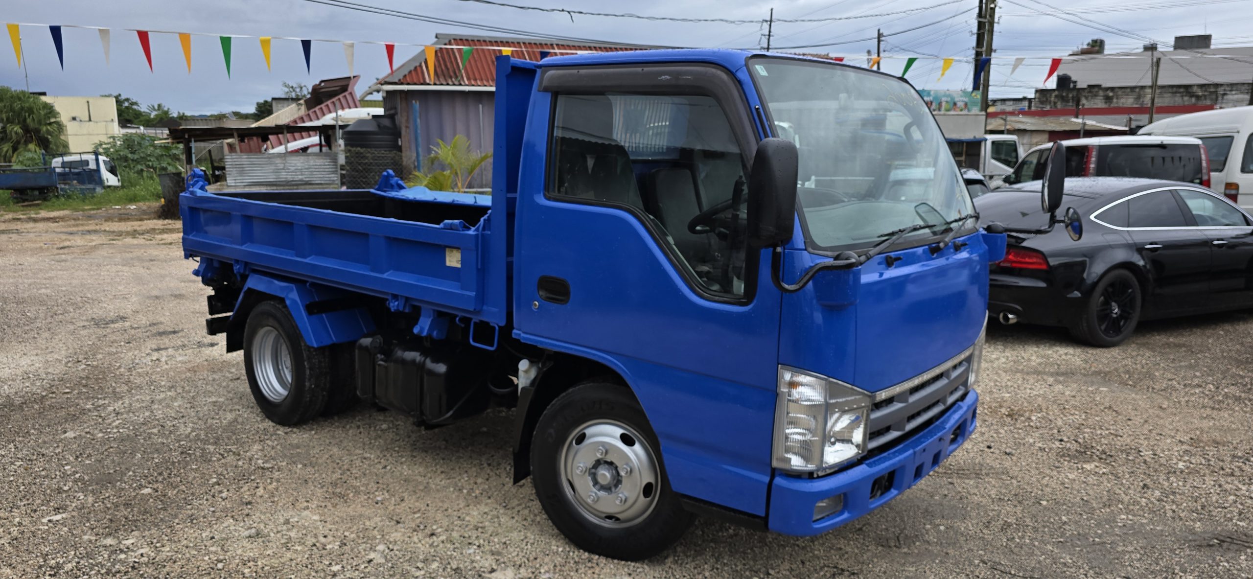 2008 Isuzu Elf Dump Truck