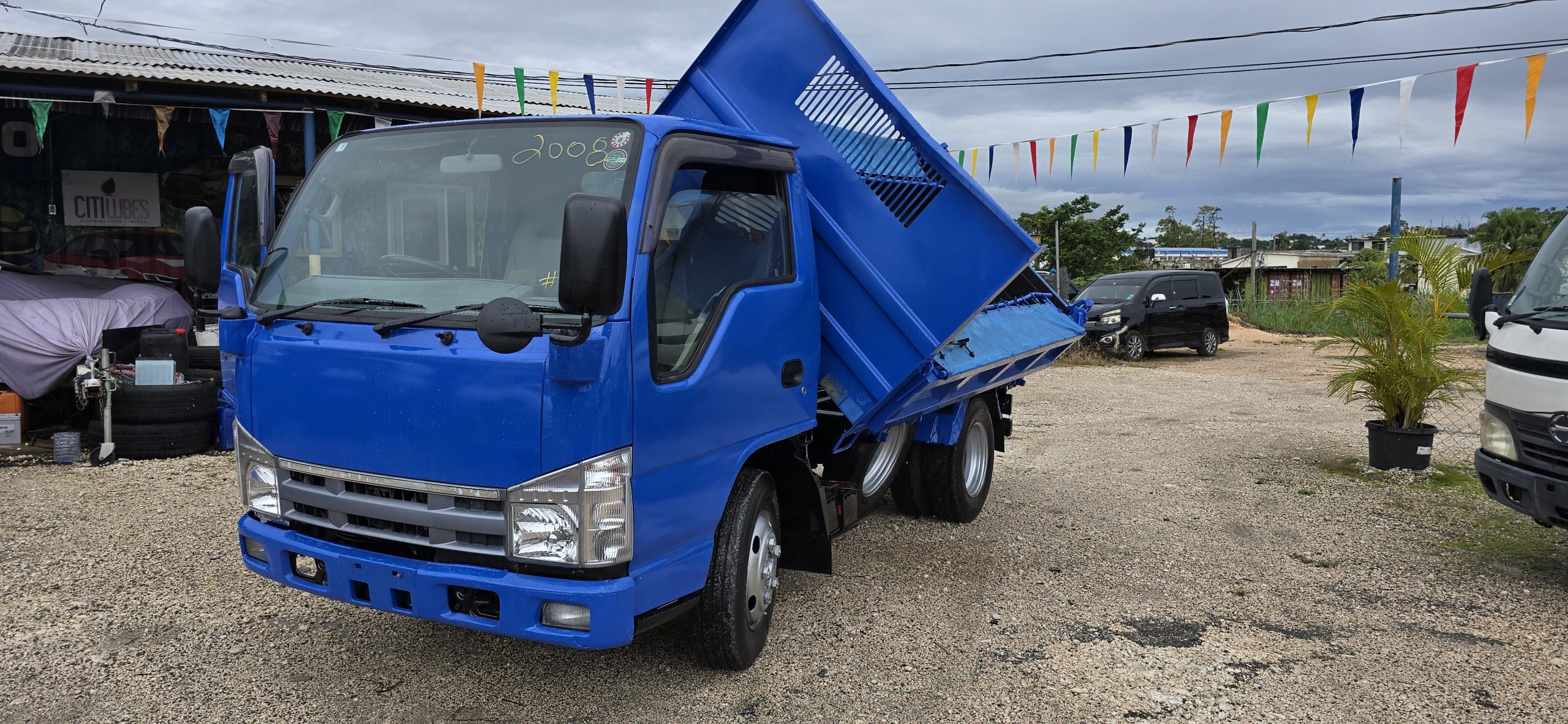 2008 Isuzu Elf Dump Truck