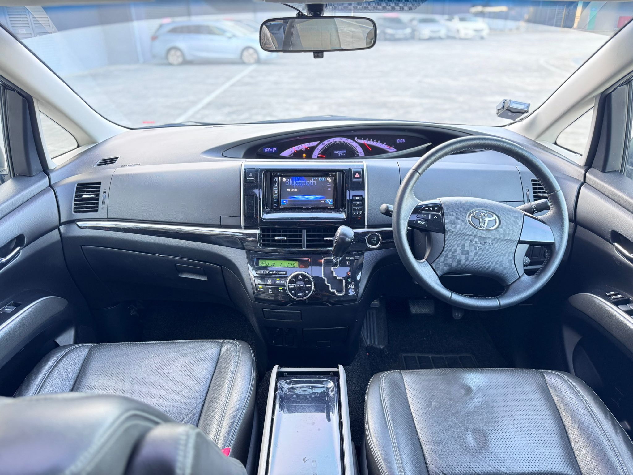 2015 Toyota Estima G