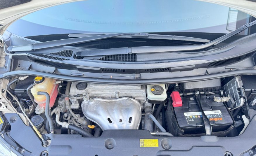2015 Toyota Estima G