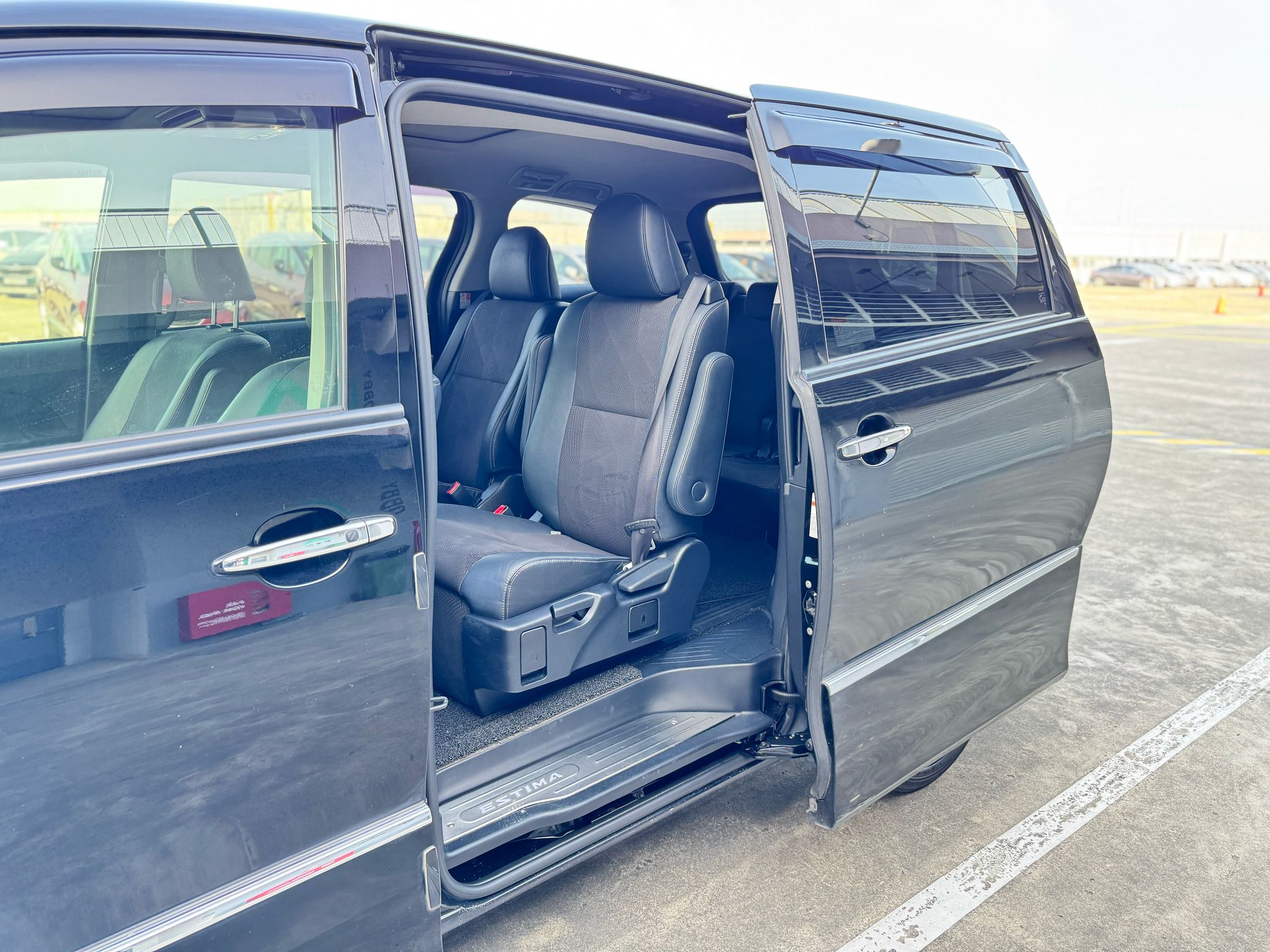 2015 Toyota Estima G