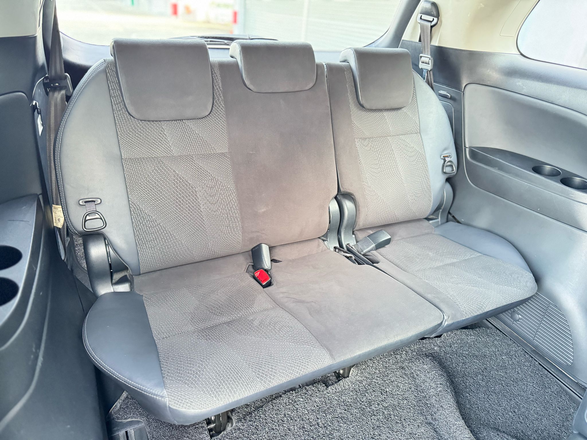 2015 Toyota Estima G