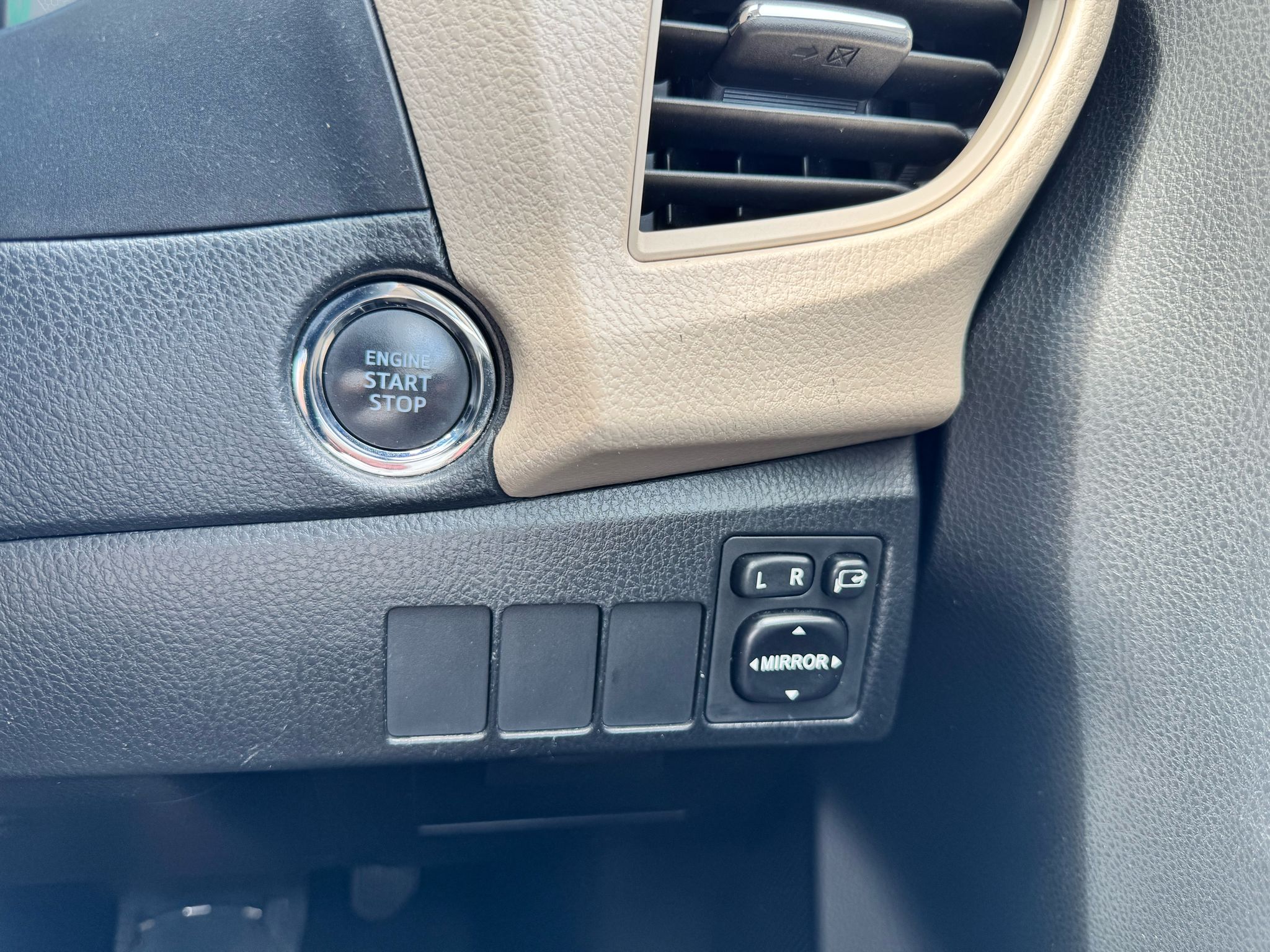 2015 Toyota Altis
