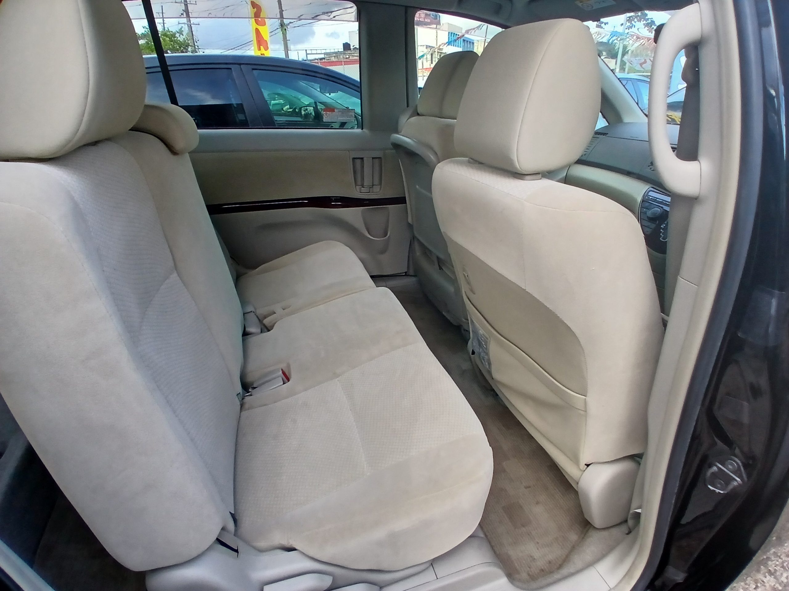 2016 Toyota Isis
