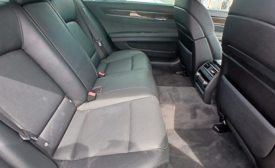 BMW 730LI